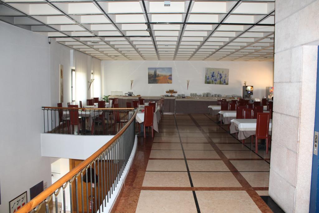 Hotel Cangrande Di Soave Esterno foto