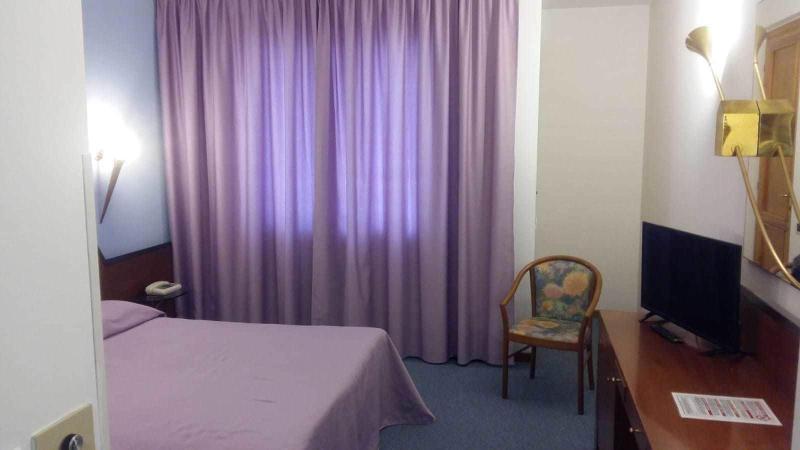 Hotel Cangrande Di Soave Esterno foto