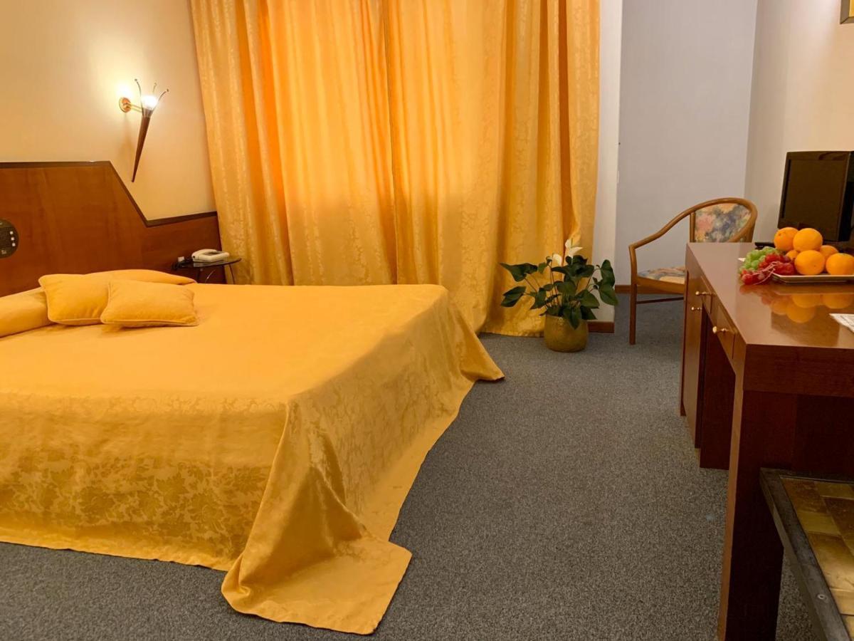 Hotel Cangrande Di Soave Esterno foto